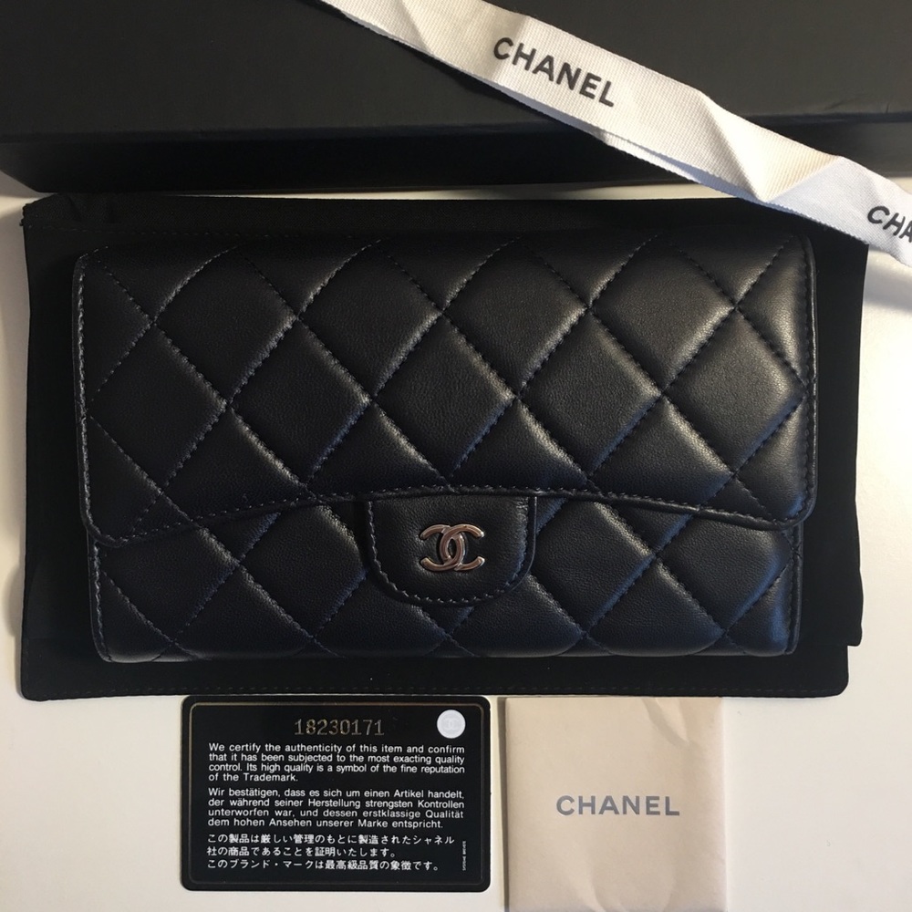 Chanel Classic Flap Wallet Lambskin Deep Navy